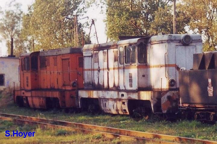 Od prawej Lxd2-293 oraz Lxd2-324, Mawa Wsk., 14.09.1997, foto Sven Hoyer